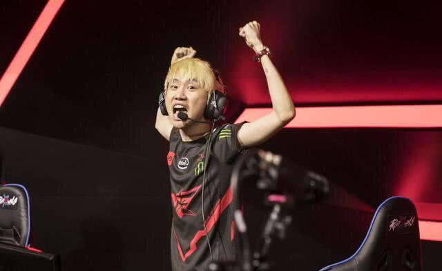 战术板上的 战术板上的